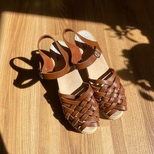 Maguba Swedish Sandals, Brown, Size 40 (US 9)